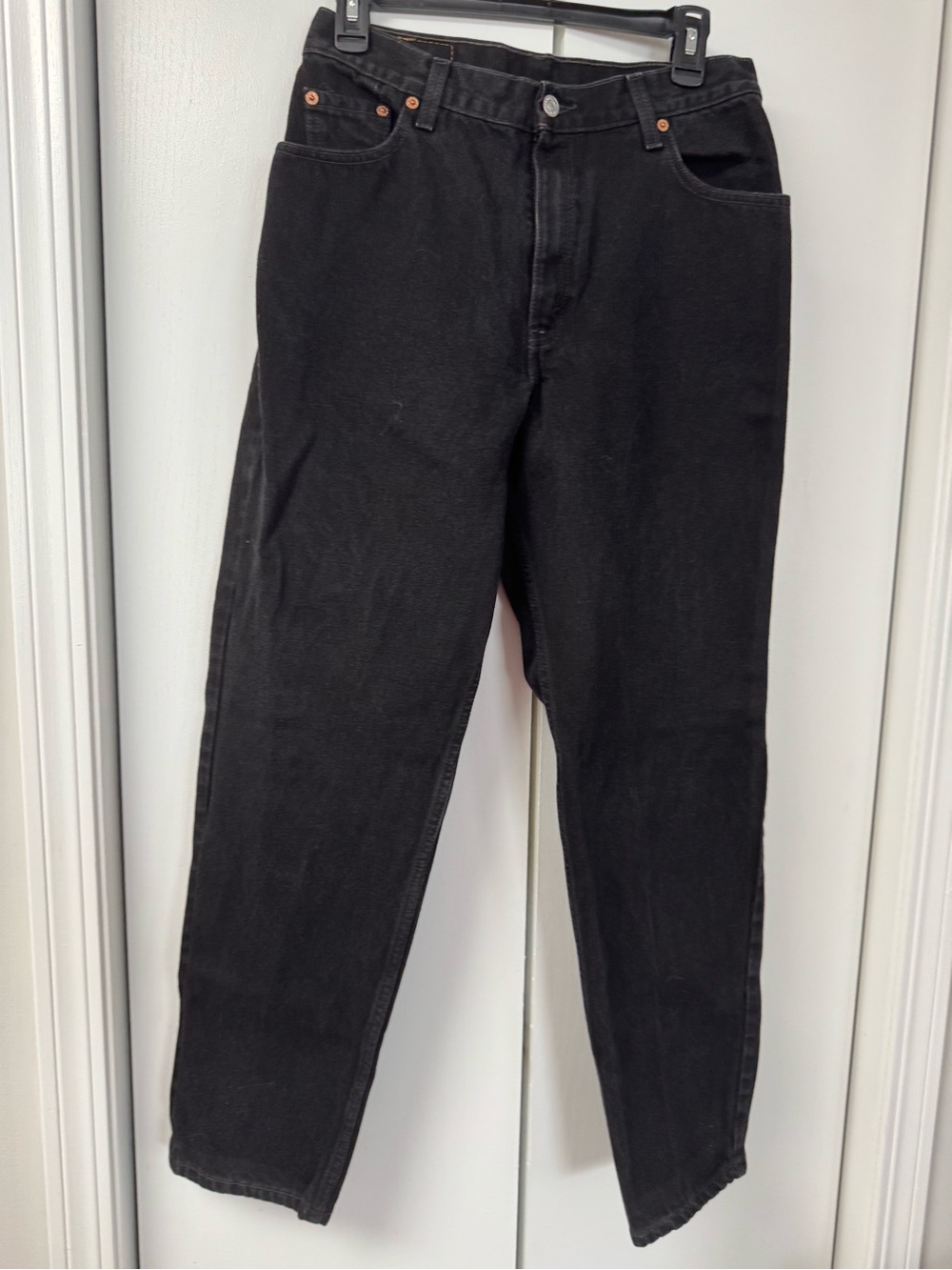 Women’s Levi Black 550 Jeans size 12 reg M. 
Like new